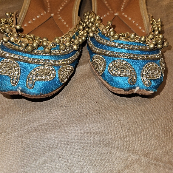 Gretchen Scott Jingle Jangle Shoes Women's 37, or 6.5. Good for costumes - Picture 6 of 11